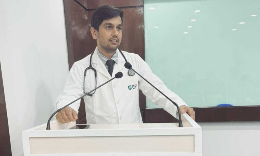 मैक्स अस्पताल देहरादून के डॉक्टर्स ने एडवांस्ड प्रिसीजन कैंसर ट्रीटमेंट क बारे में किया जागरूक